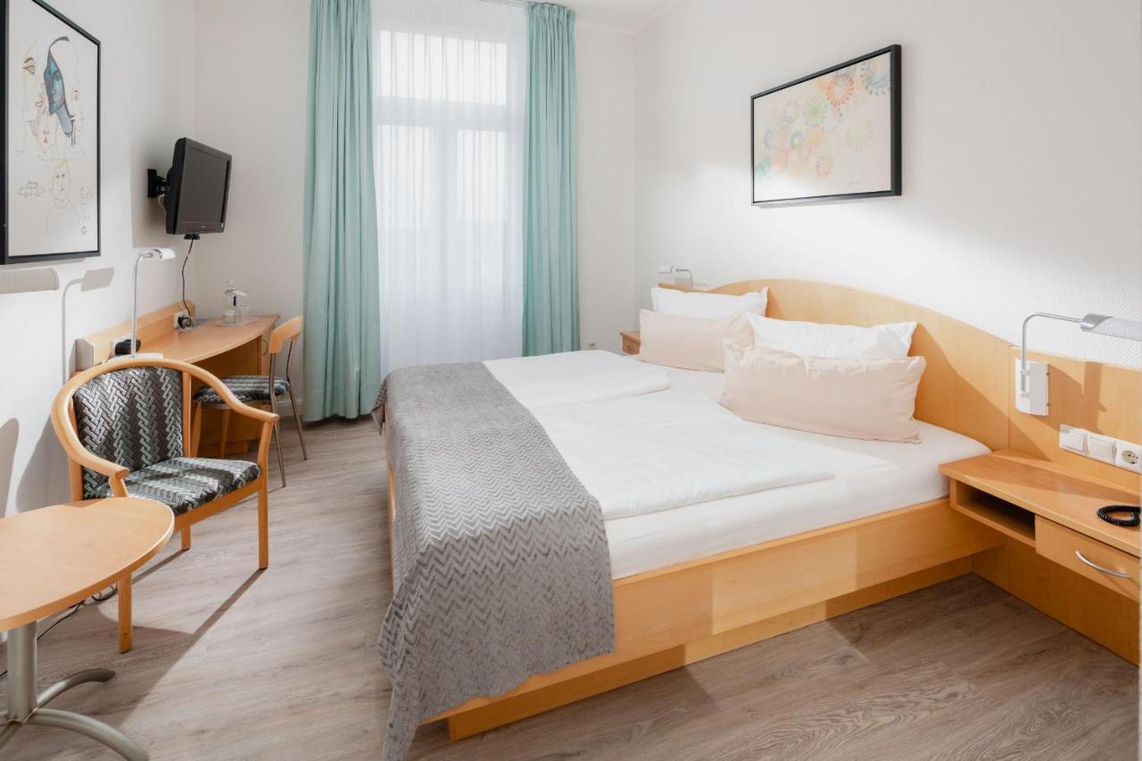 Hotel Kuenstlerhaus Нордерней Екстериор снимка